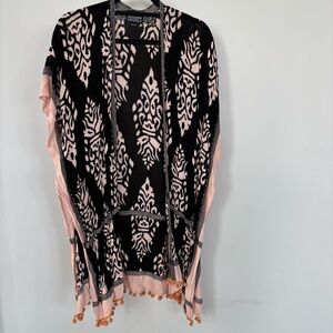 Angie‎ Black and Blush Color Kimono Size OS